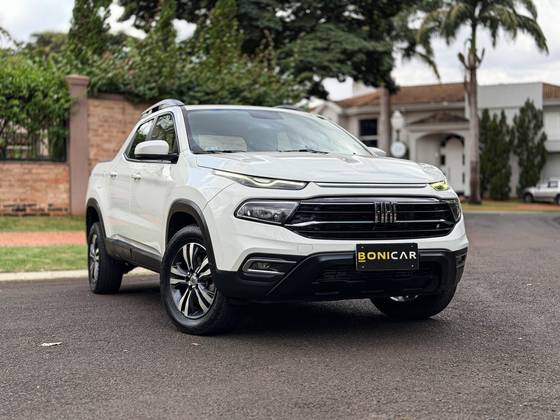 FIAT TORO 2.0 16V TURBO DIESEL FREEDOM 4WD AT9 FIAT TORO 2.0 16V TURBO DIESEL FREEDOM 4WD AT9